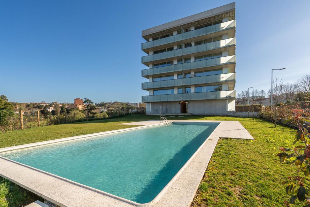 Host Wise - Luxurious Impressive Apartment - Balcony And Pool Вила Нова ди Гая Екстериор снимка